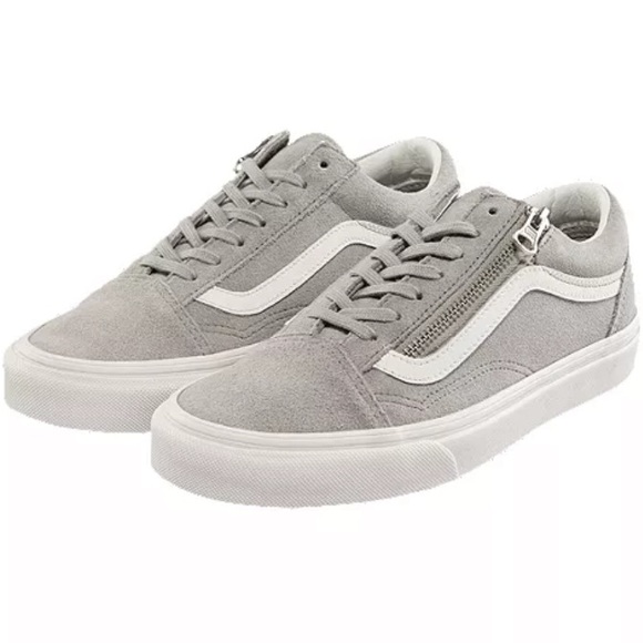 Vans Shoes - SALE! 🌟NWT: VANS🌟 Women’s Suede Sneakers - Size 9